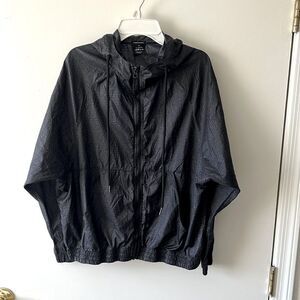 BCBGMAXAZRIA Windbreaker Size M Gently used black/purple